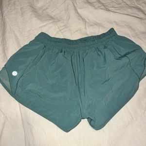 Lululemon Hotty hot shorts